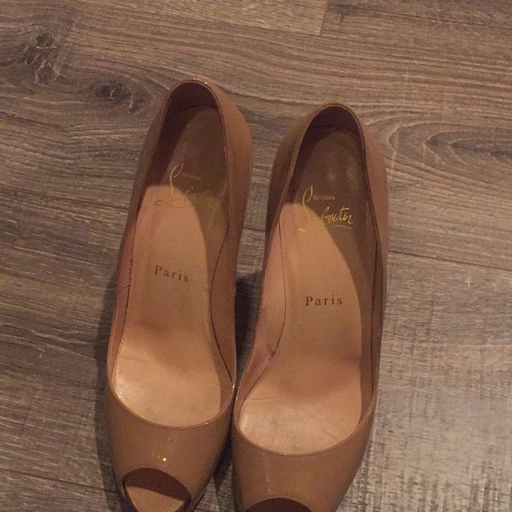 Christian Louboutin Peep toe nude heels